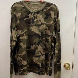 🏕️FADED GLORY Men’s Henely Camo *EUC*